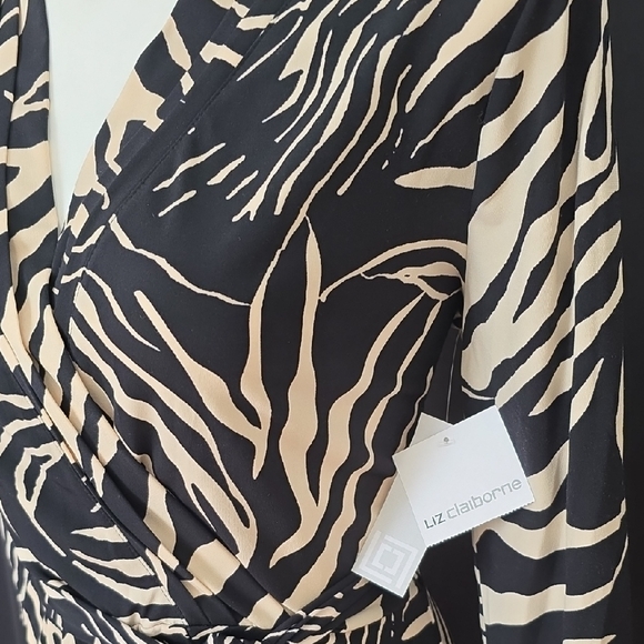 Liz Claiborne Zebra Print Long Sleeve Dress - Picture 8 of 12